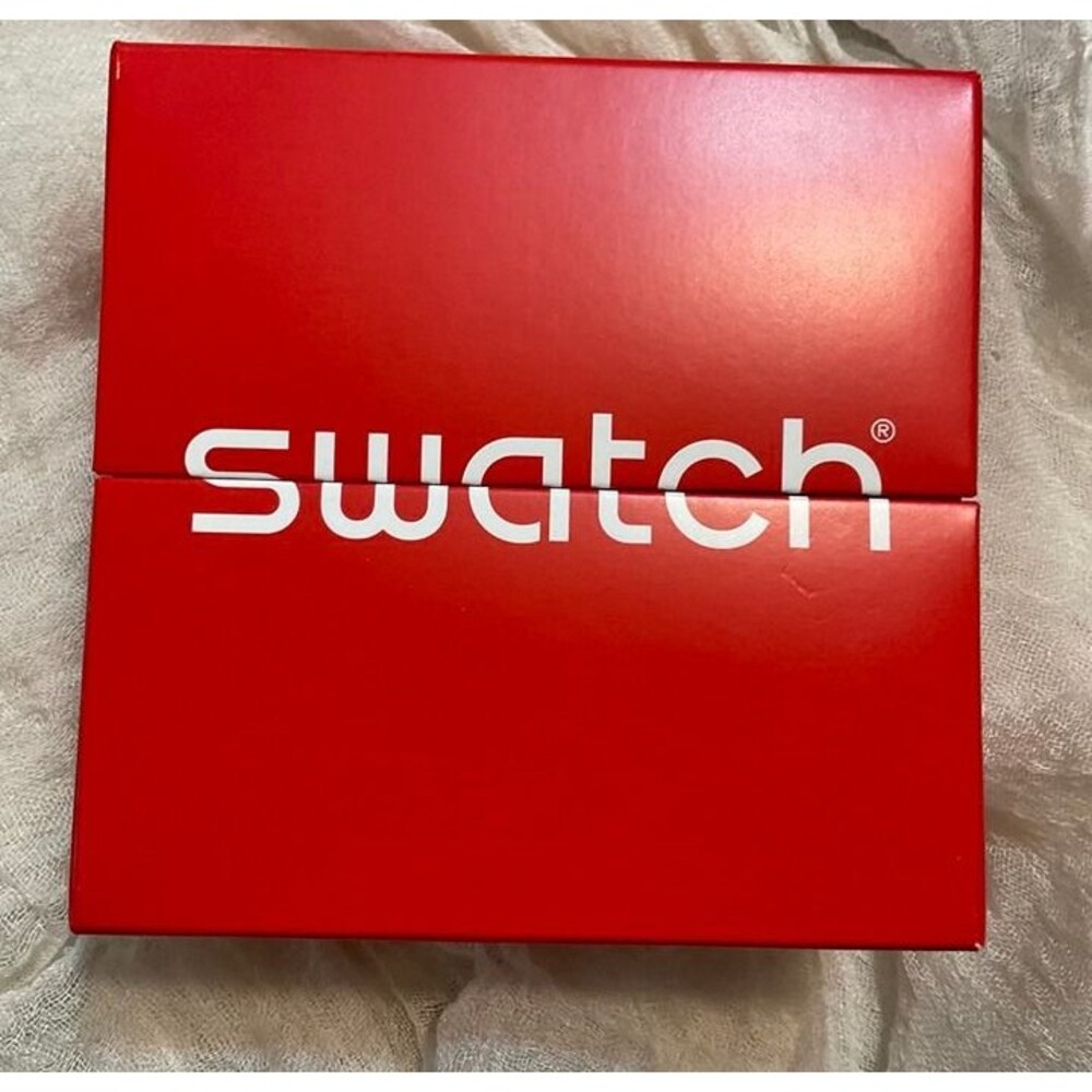 Large Red Swatch Watch Unisex/Men's "Open Hearts" - Picture 7 of 9